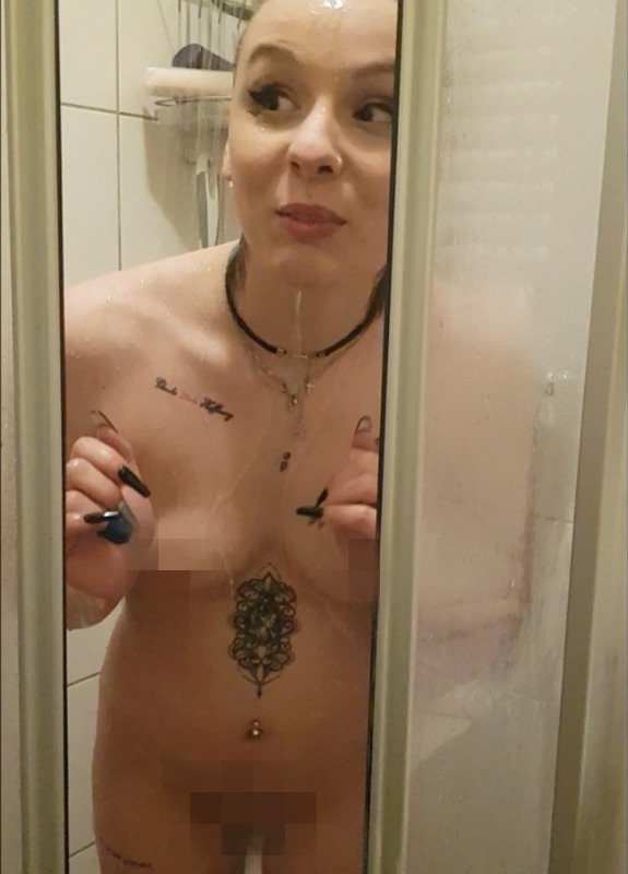 Duschen - mit Telefonanruf – Bild 2